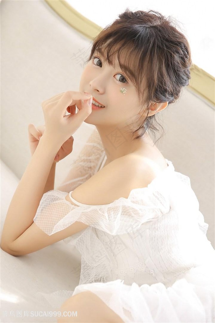 男女猛烈动态后式入gif