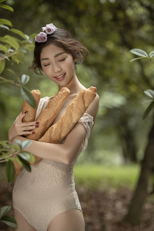 亨德森夫人的礼物