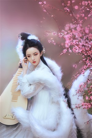村长用力挺进她的花苞